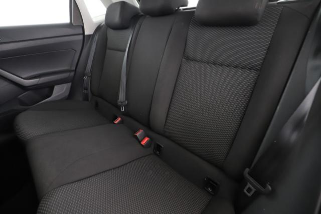 Volkswagen Polo image 8