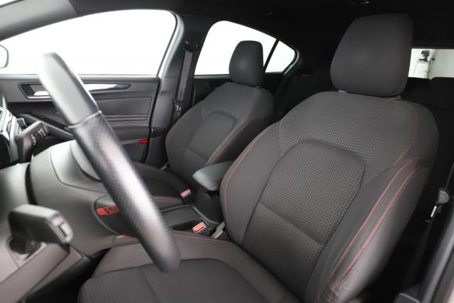 Ford Focus image 5
