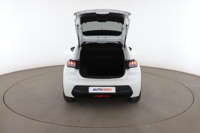 Peugeot 208 image 6