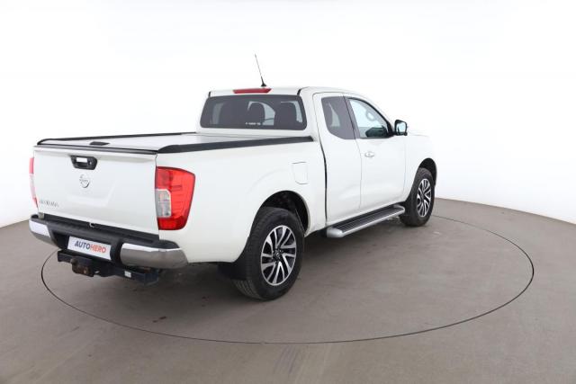 Nissan Navara image 4