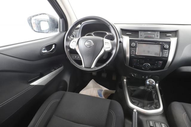 Nissan Navara image 6