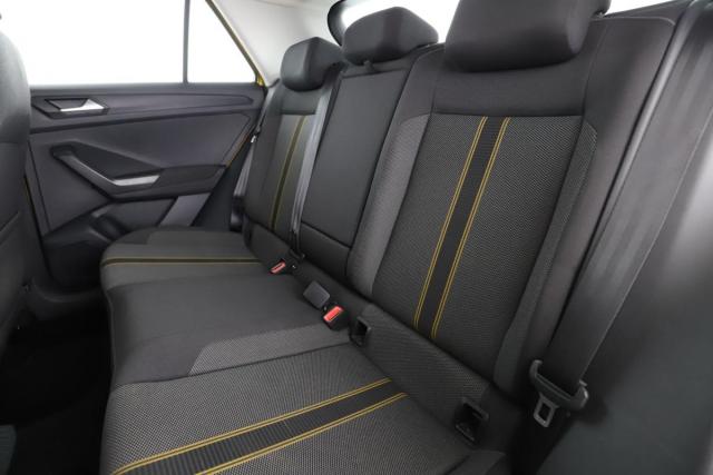 Volkswagen T-Roc image 8
