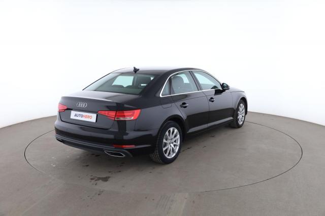 Audi A4 image 2
