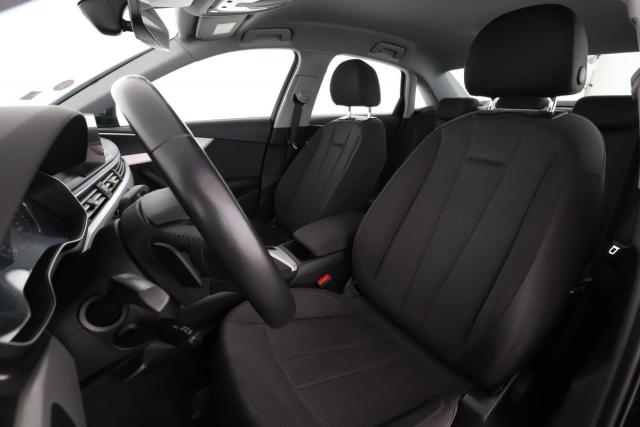 Audi A4 image 6
