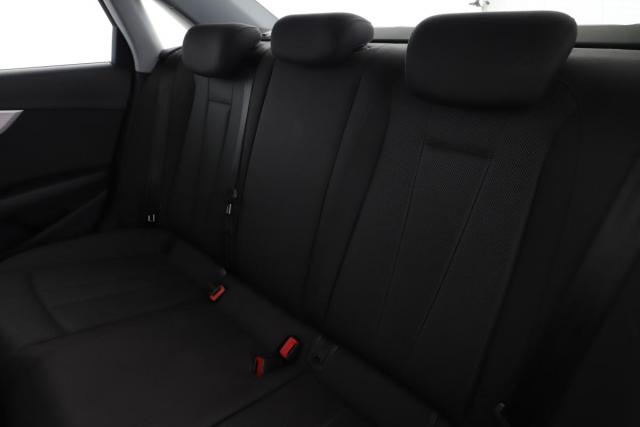 Audi A4 image 7