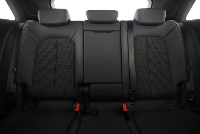 Audi Q3 image 6