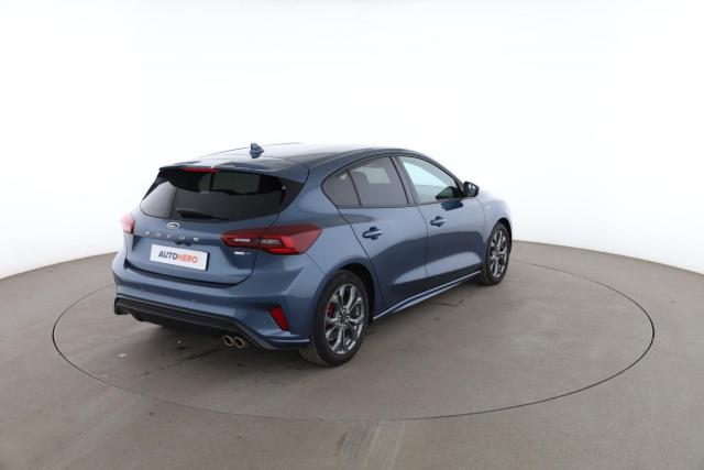 Ford Focus image 7