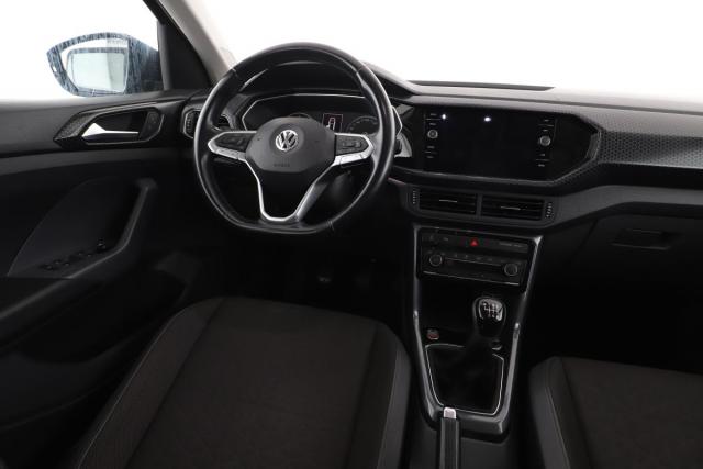 Volkswagen T-Cross image 8