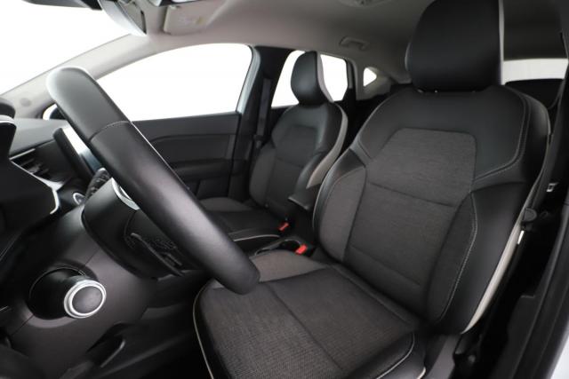 Renault Captur image 9