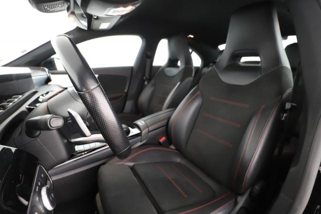 Mercedes Benz Cla image 8