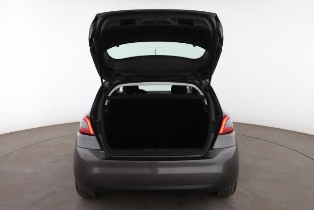 Peugeot 308 image 1