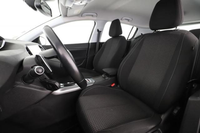 Peugeot 308 image 3
