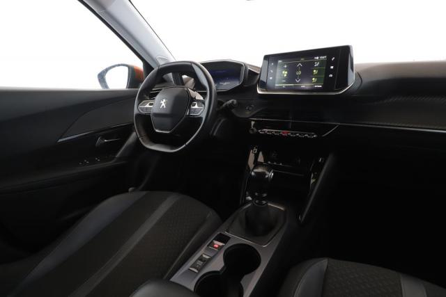 Peugeot 2008 image 9