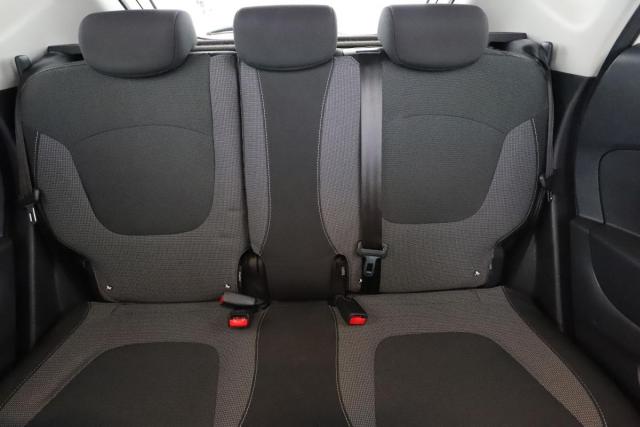 Renault Captur image 9