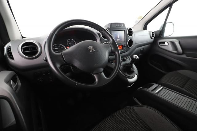 Peugeot Partner Tepee image 3