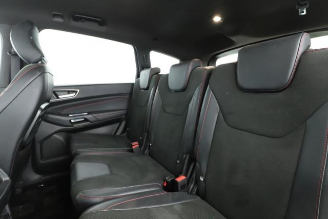 Ford S-Max image 1