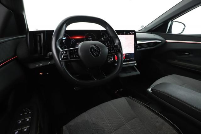 Renault Mégane E-Tech image 1