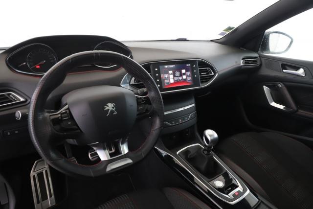 Peugeot 308 image 6