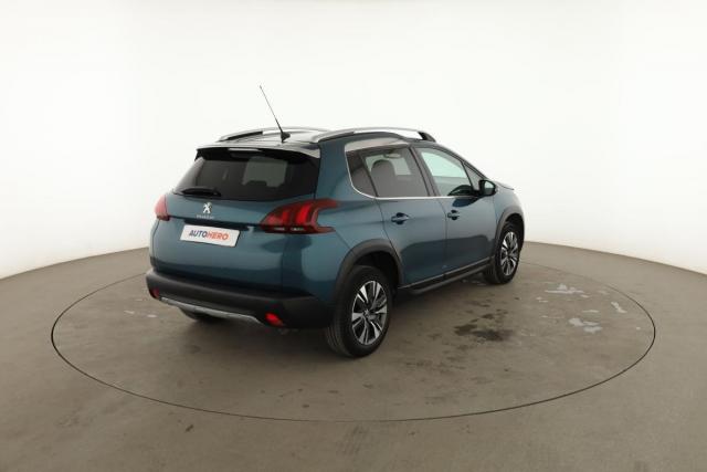 Peugeot 2008 image 5