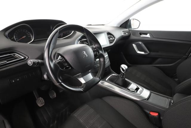 Peugeot 308 image 9