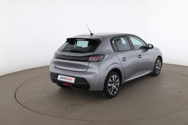 Peugeot 208 image 5