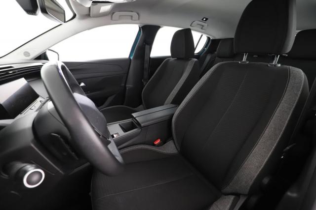 Peugeot 308 image 2