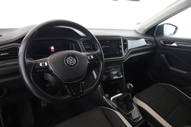 Volkswagen T-Roc image 4