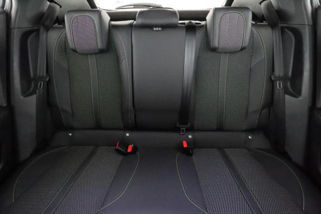Peugeot 2008 image 5