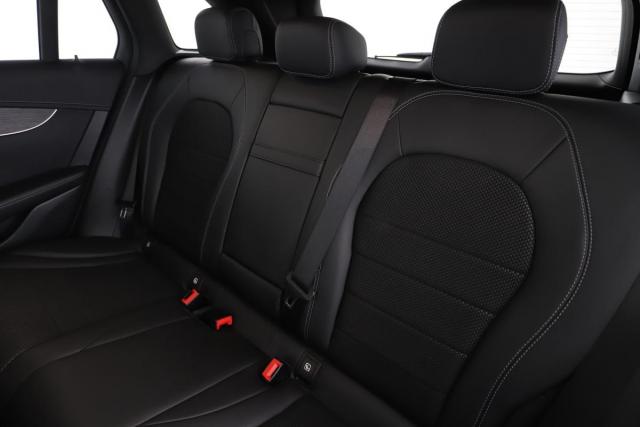 Mercedes Benz Glc image 8