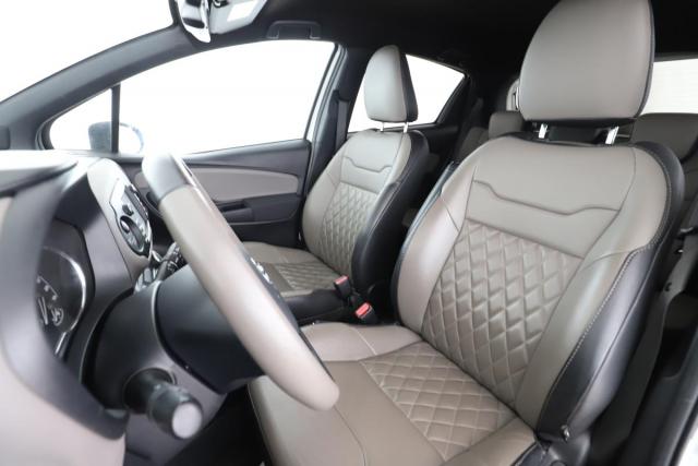 Toyota Yaris image 2