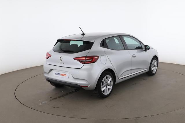 Renault Clio image 9