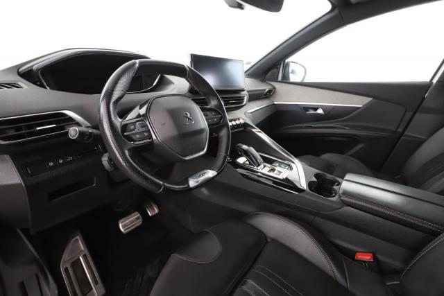 Peugeot 5008 image 1