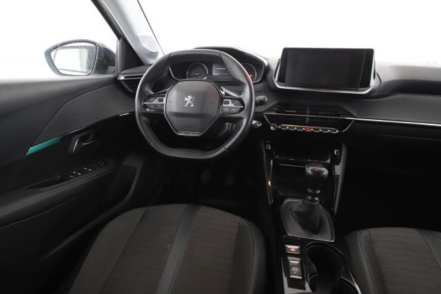 Peugeot 208 image 6