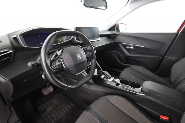 Peugeot 2008 image 9
