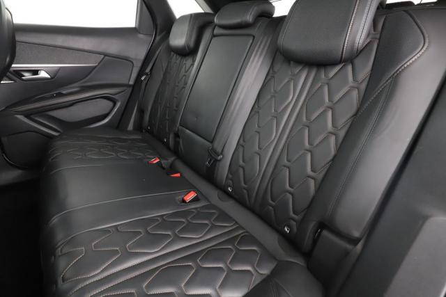 Peugeot 3008 image 3