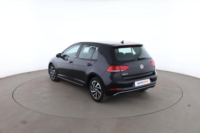 Volkswagen Golf image 7