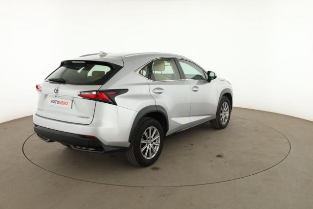 Lexus Nx image 8