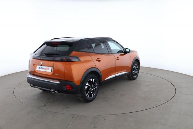 Peugeot 2008 image 2
