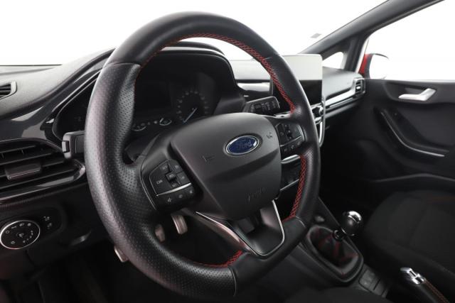 Ford Fiesta image 6