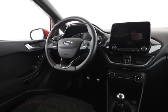 Ford Fiesta image 9