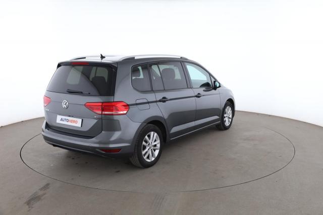 Volkswagen Touran image 5