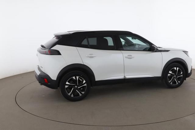 Peugeot 2008 image 9