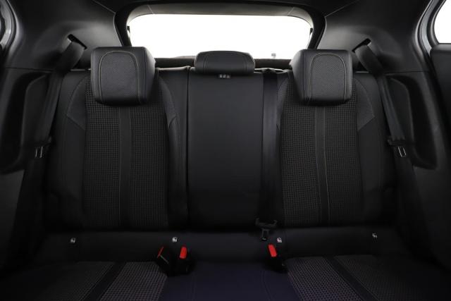 Peugeot 2008 image 5