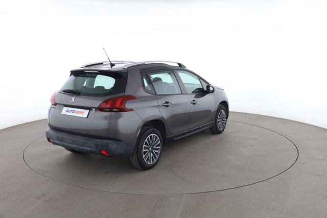 Peugeot 2008 image 5