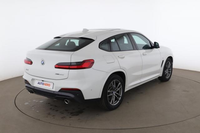 Bmw X4 image 2