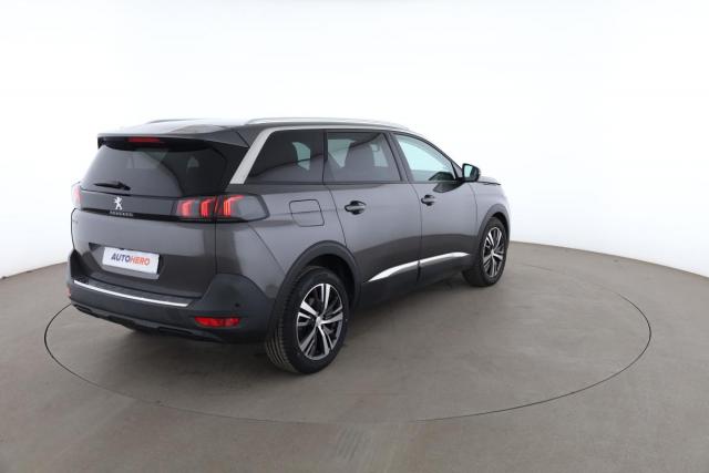 Peugeot 5008 image 3