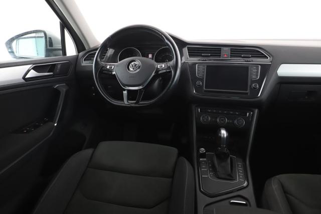 Volkswagen Tiguan image 8