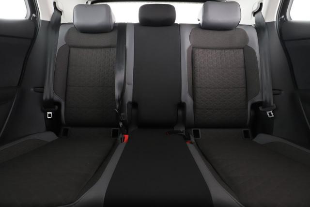 Volkswagen T-Cross image 3