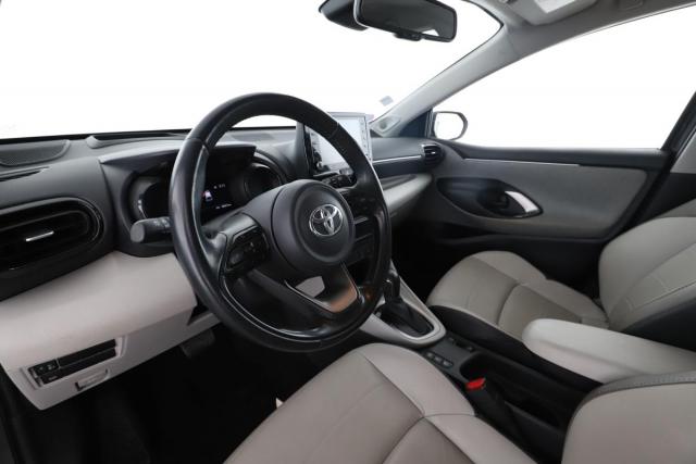 Toyota Yaris image 2