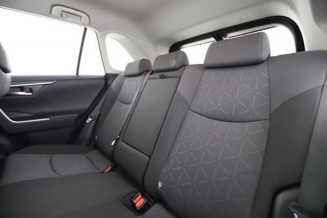 Toyota Rav4 image 7